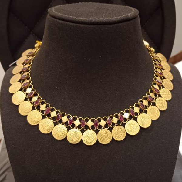 Antique revival gold jewellery — Avanoor